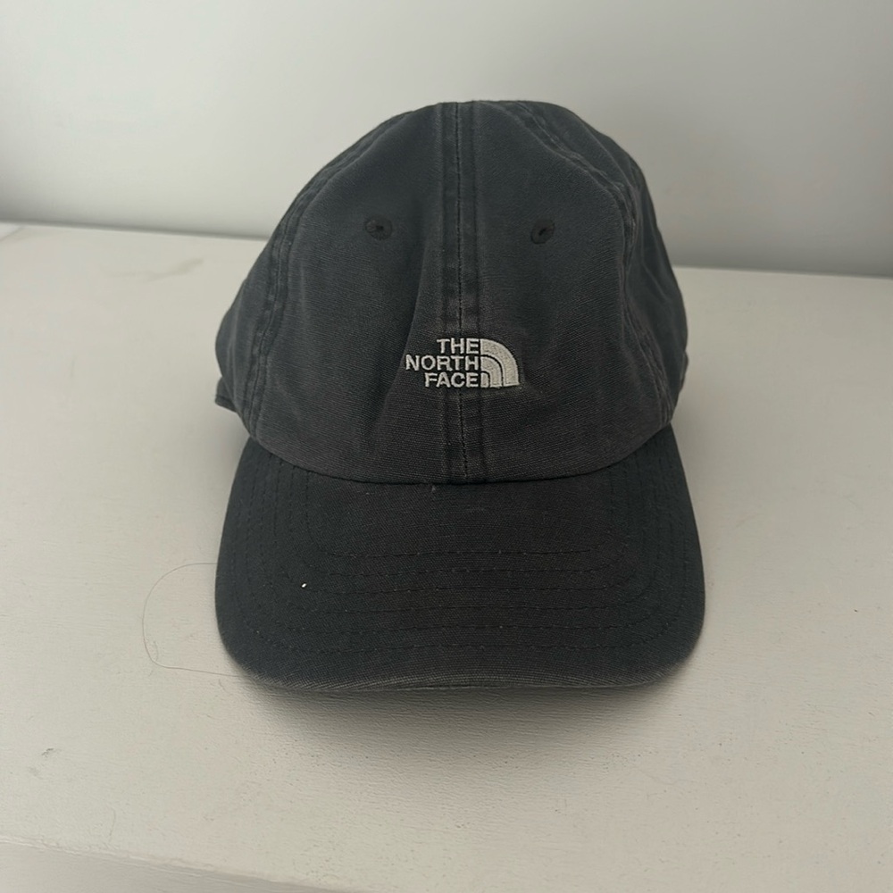 The Norrh Face vintage grey hat